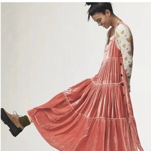 Free People Natalie Velvet Orange Sleeveless Midi Dress Sz Small. NWOT